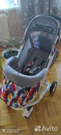 Прогулочная коляска