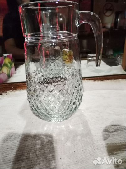 Кувшин стеклянный