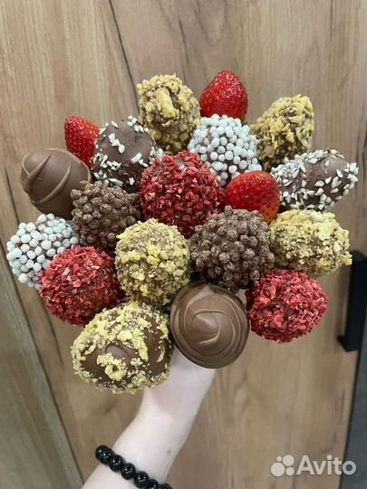 Букет из клубники в шоколаде подарок