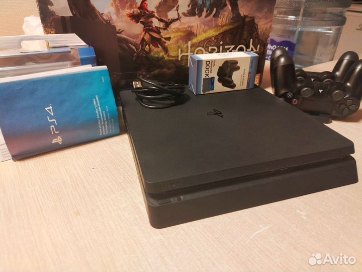Sony playstation 4 slim 1tb 2 геймпада, непрошитая