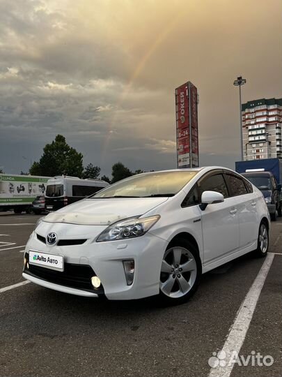 Toyota Prius 1.8 CVT, 2015, 240 000 км