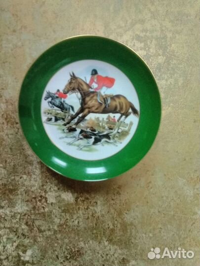 Немецкие фарфоровые настенные тарелки d 19cm