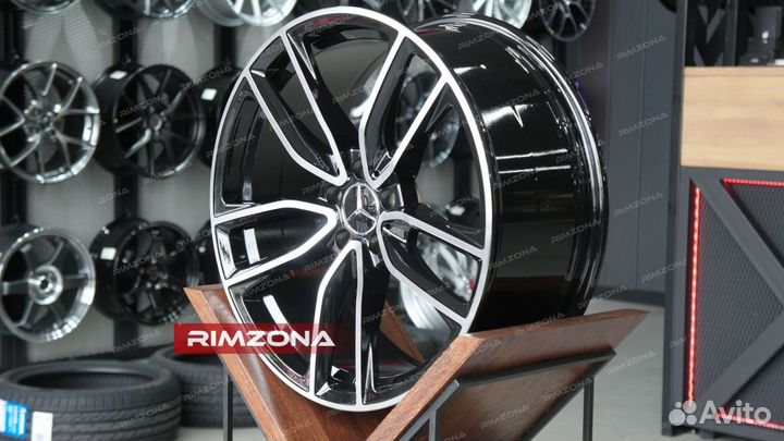 Литые диски R22 на Mercedes GLE-Class. Эфф1