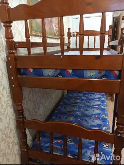 Продаётся двухярусная кровать