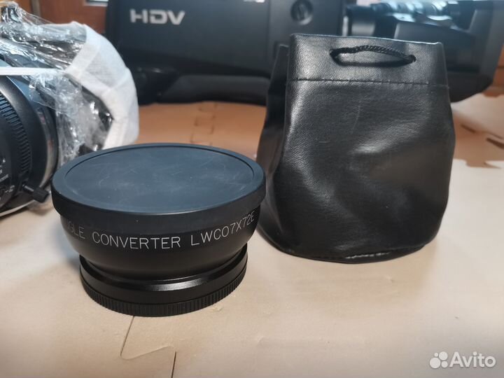 Видеокамера Sony HVR-S270P