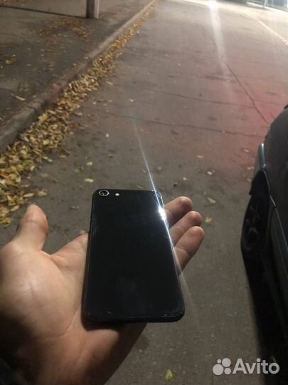iPhone 8, 128 ГБ