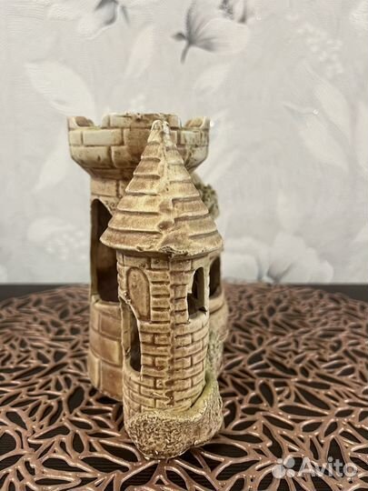 Замок грот в отличном состоянии для аквариума