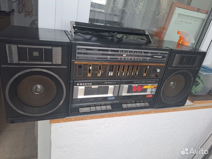 Магнитофон sanyo C35