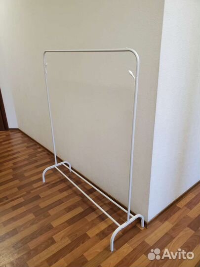 Вешалка для одежды напольная металлическая(007)
