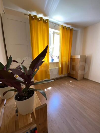 2-к. квартира, 58 м², 1/17 эт.