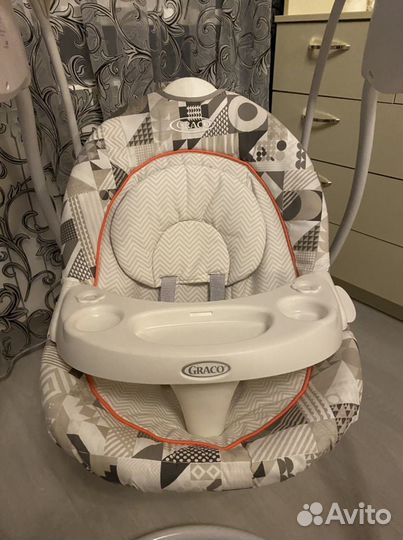 Детские электрокачели Graco Lovin Hug