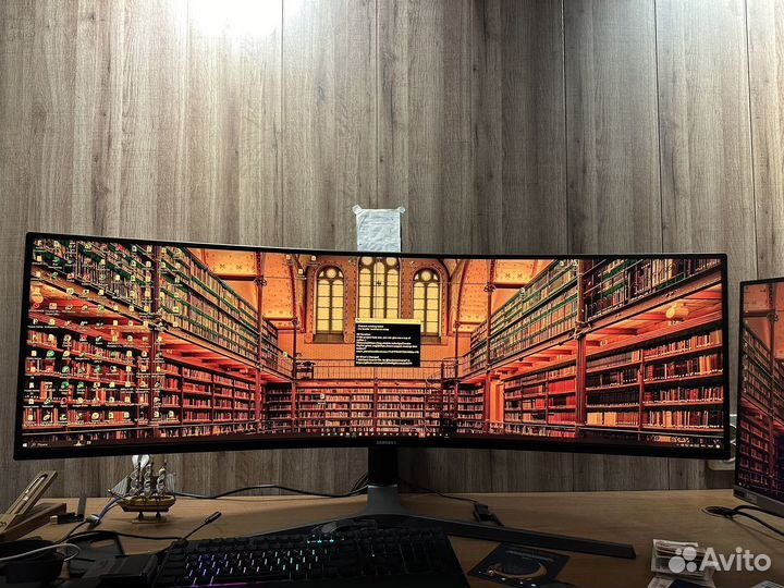 Монитор Samsung Odyssey CHG9 C49HG90DMI g9