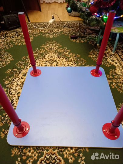 Детский стол