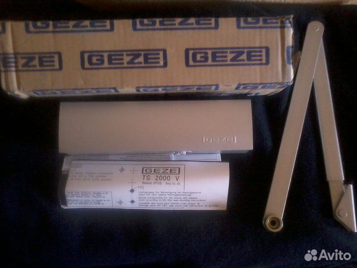 Монтаж доводчиков