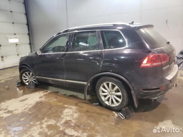 В Разбор Volkswagen Touareg 2015