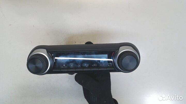 Переключатель отопителя Toyota RAV 4 2018, 2021