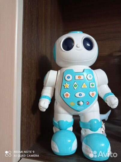 Игрушка робот