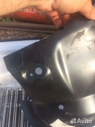 Опора арки колеса audi A6 4F0805869