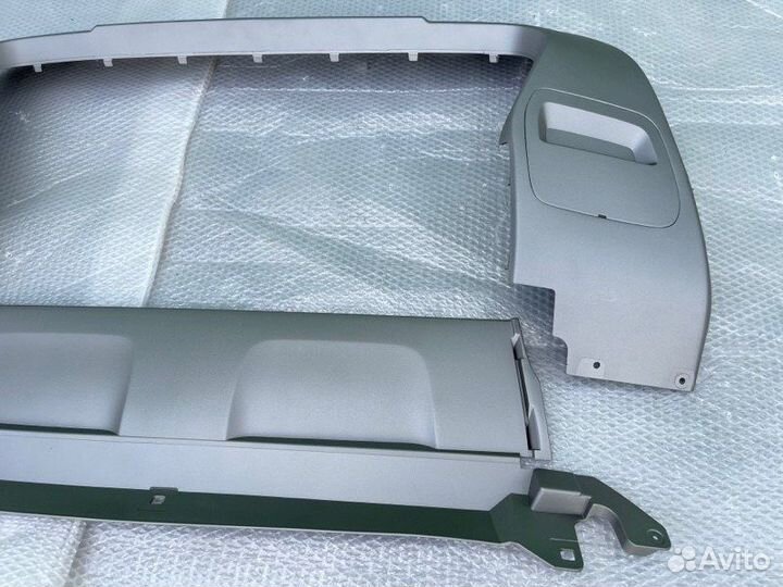 Накладка переднего бампера Renault Duster 2 NEW