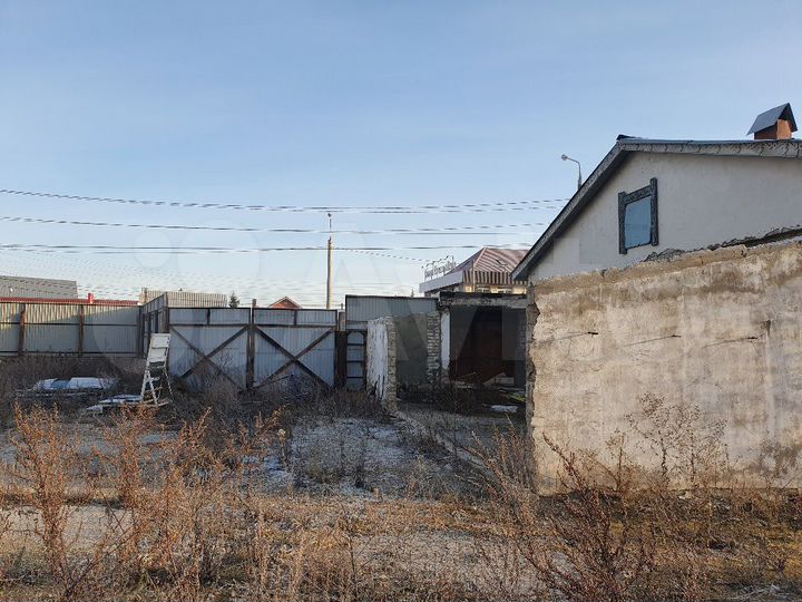 Торговая площадь 121м² с земельным участком 15 сот