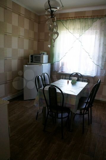 Дом 100 м² на участке 8 сот.