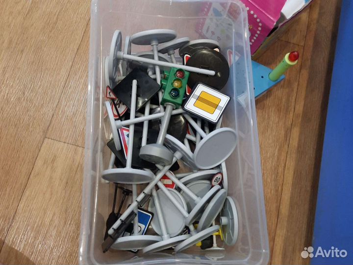 Дорожные знаки игрушки