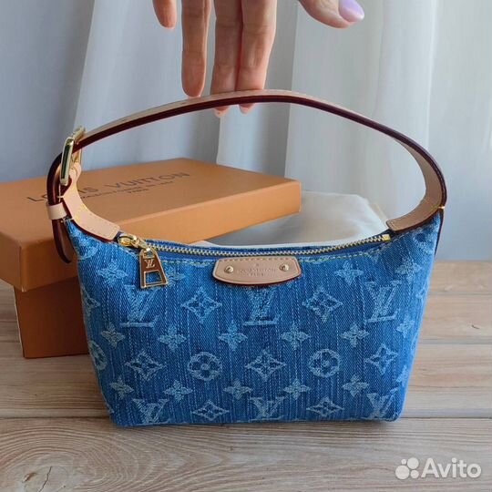 Сумка хобо Louis Vuitton