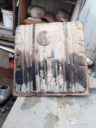 Топливный бак на Волгу