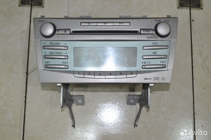 Штатная магнитола Toyota Camry 40