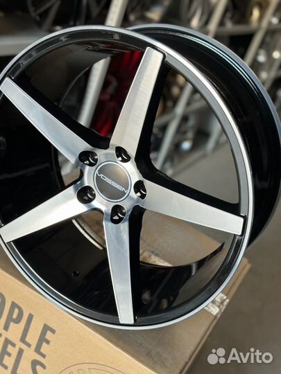 Диски Vossen VPS-303 R17 7.5j et+33 5*105