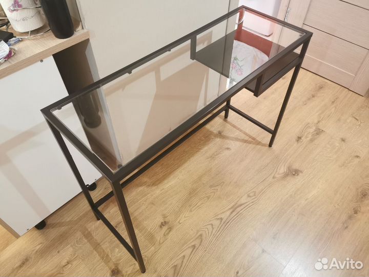 Стол IKEA для ноутбука витшё