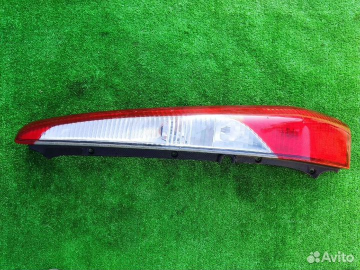 Фонарь Mitsubishi Lancer Cedia/Lancer 9 Wagon