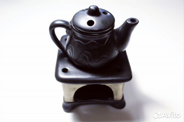 Керамический чайник, подсвечник, чайная церемония
