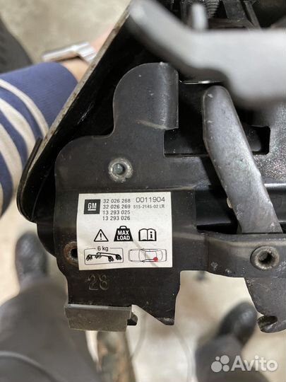 Оригинальные релинги на крышу Astra J