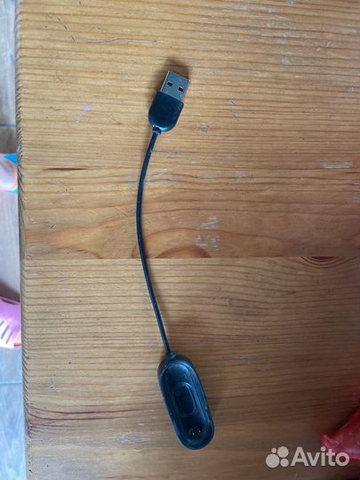 Зарядка от mi band 4