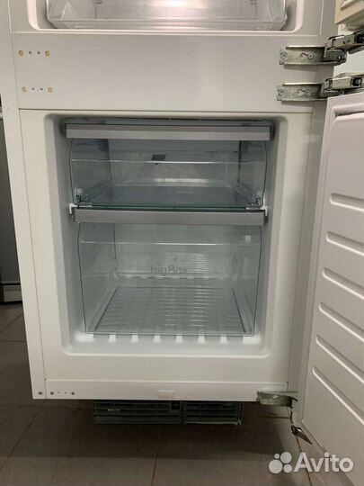 Встраиваемый холодильник Siemens