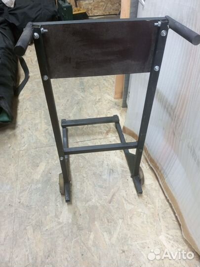 Тележка для лодочного мотора