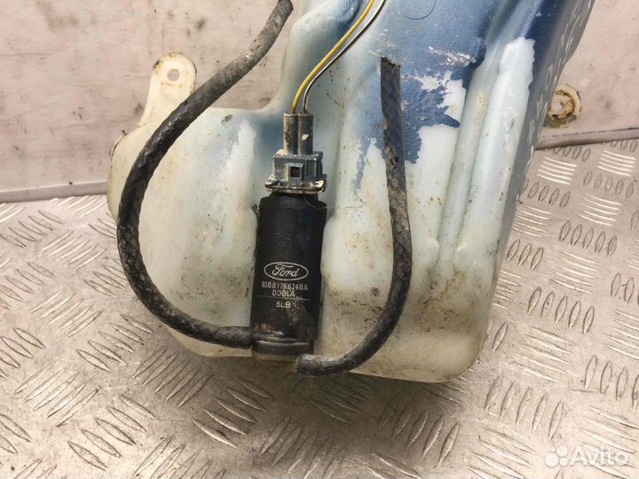 Бачок омывателя Ford Escort L1e