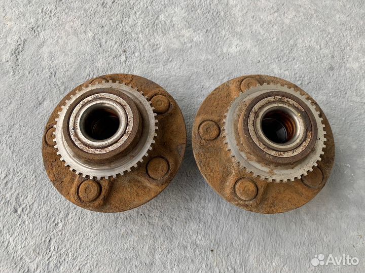 Ступица задняя Nissan Maxima a33