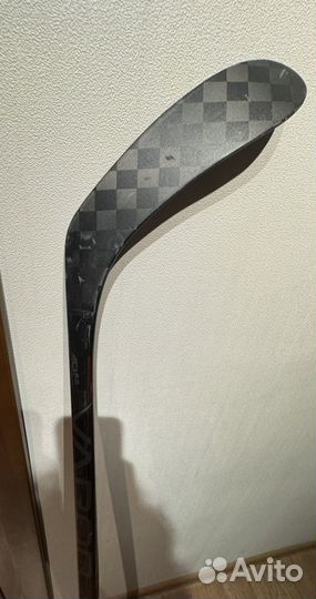 Клюшка хоккейная bauer hyperlite 2