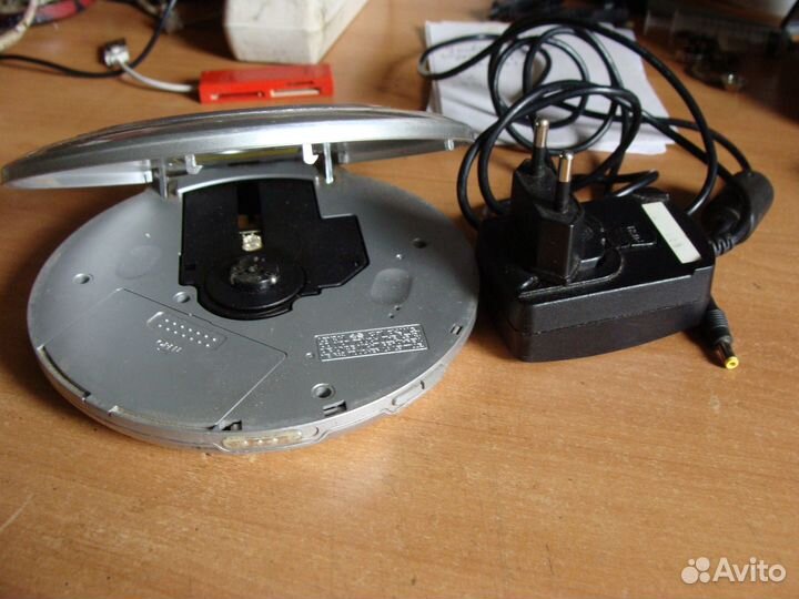 CD плеер Samsung MCD-HF200S