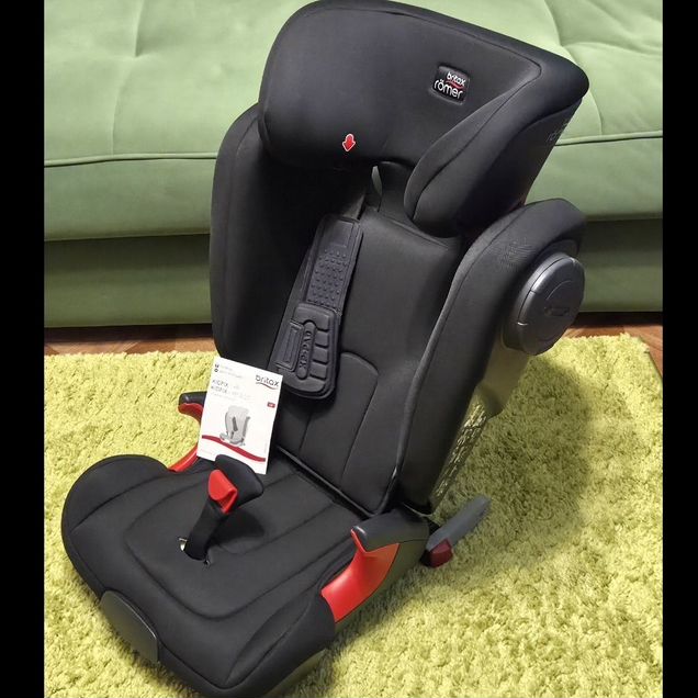 Britax Romer Kidfix II XP sict (15-36) c isofix