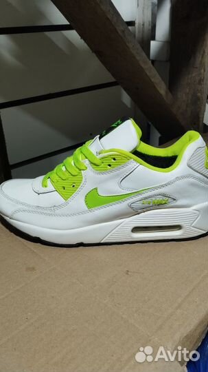 Мужские зимние кроссовки