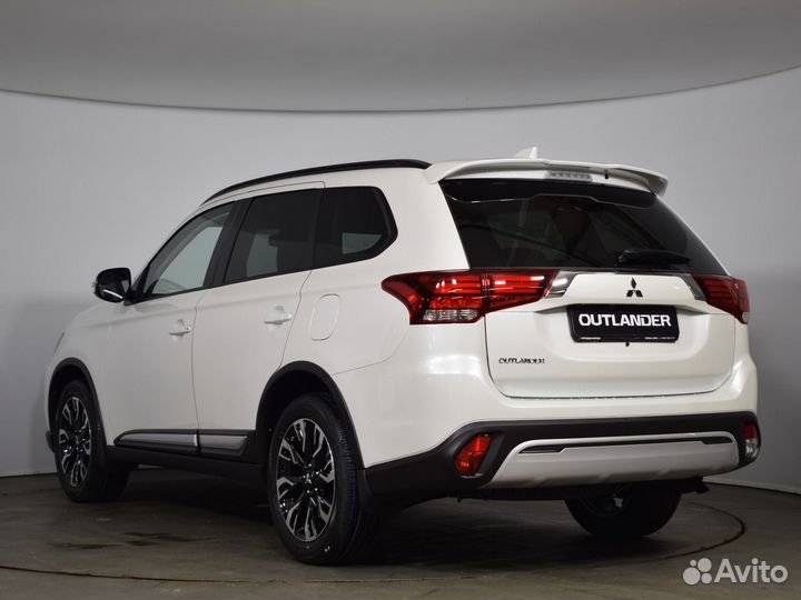 Mitsubishi Outlander 2 CVT, 2022