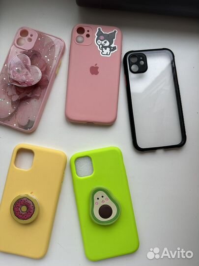 Подаю чехлы почти новые на apple 11