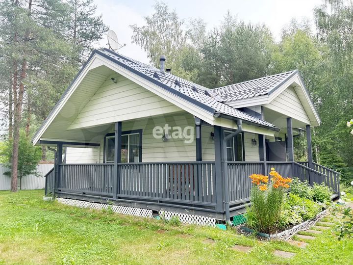 Коттедж 110 м² на участке 9 сот.