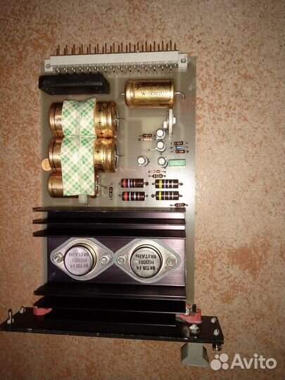 Унч Амфитон