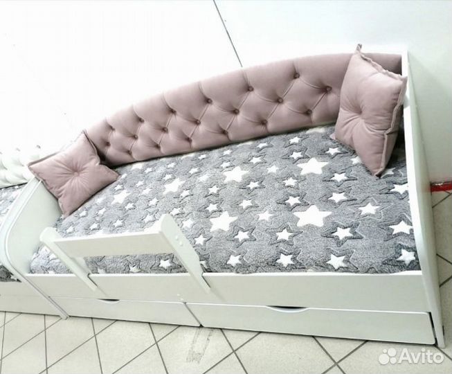 Кровать софа №9 с мягкой спинкой