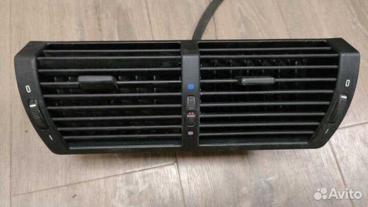 Дефлектор воздушный Bmw X5 E53 M62 4.6IS 2002