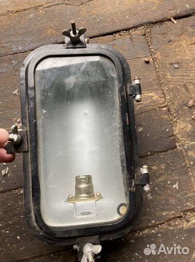 Светильник железнодорожный